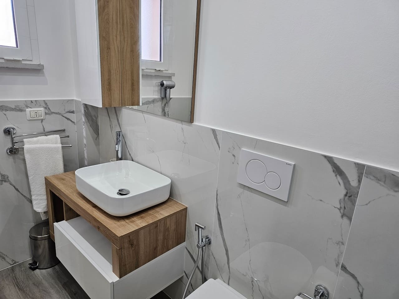 Camera Doppia superior